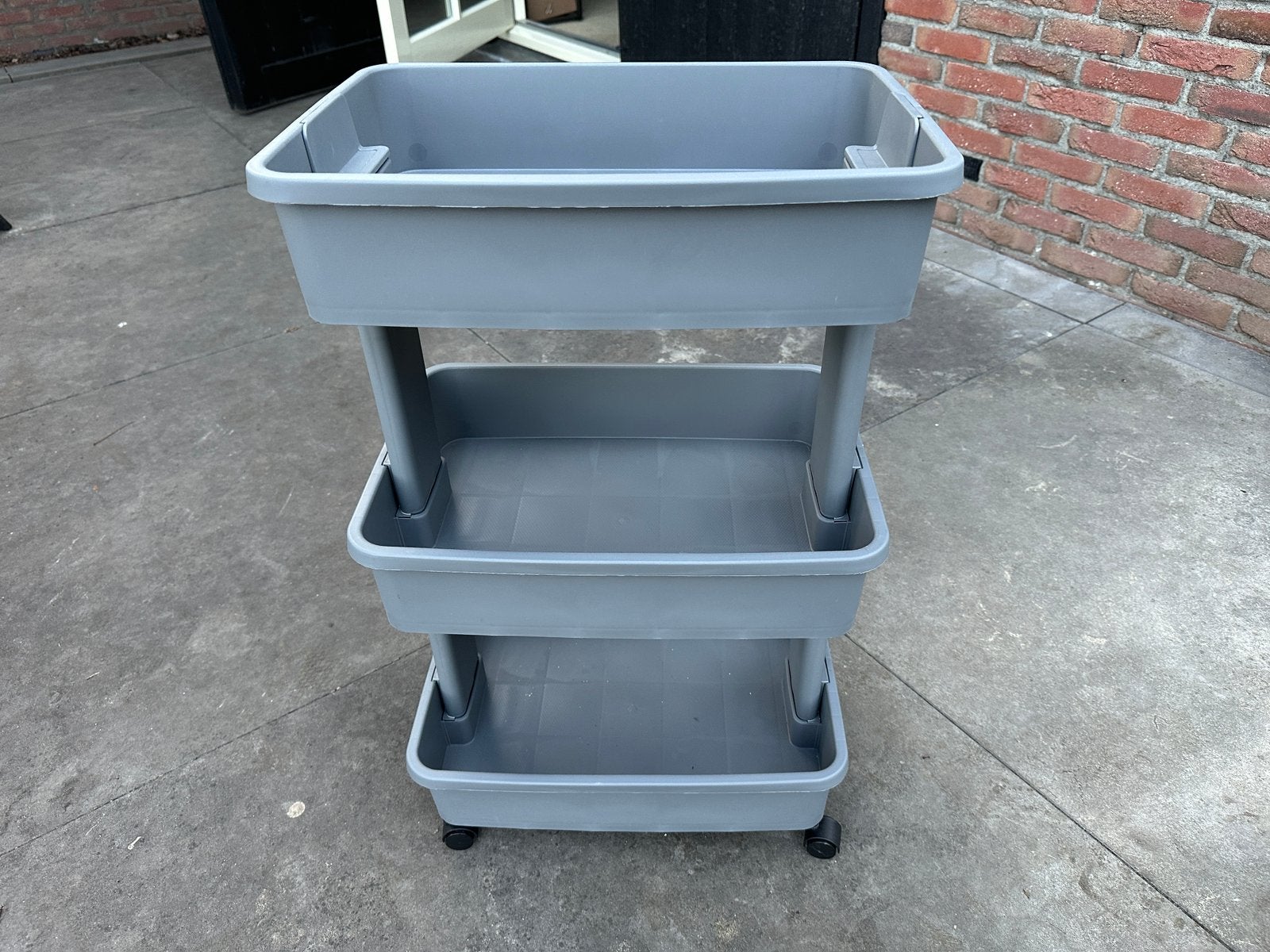 2 nieuwe grijze trolley’s  multifunctioneel, Ophalen, Zo goed als nieuw