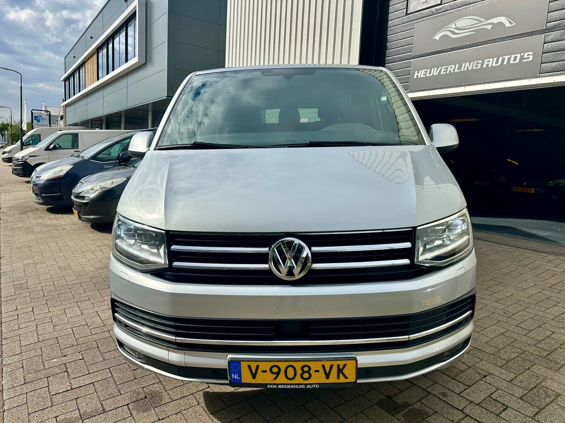 Volkswagen Transporter 2.0 TDI L2H1 DC Highline | DUBBEL CAB, Auto's, Dealer onderhouden, Gebruikt, 4 cilinders, 150 pk