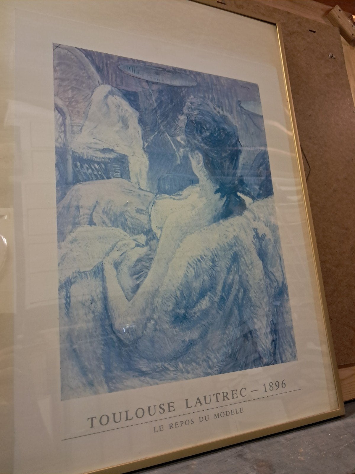 Moderne kunstdruk, Le repost du modele in gouden lijst., Antiek en Kunst, Ophalen, Print