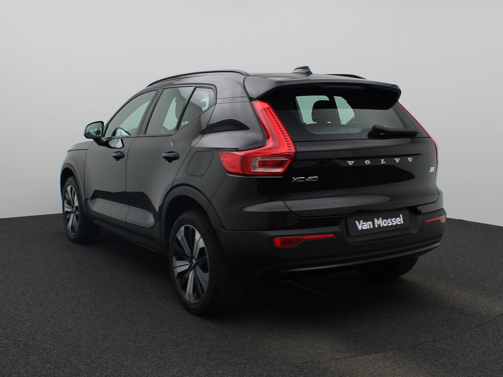 Volvo XC40 Recharge Core | Apple Carplay/Android | Navigatie, Auto's, Volvo, 12 maanden, Stof, Gebruikt, Zwart