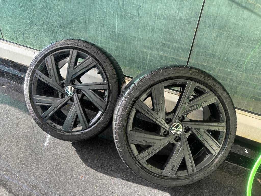 VW  golf 8 voor gtd gti en r velgen 18 inch banden, Ophalen, Gebruikt