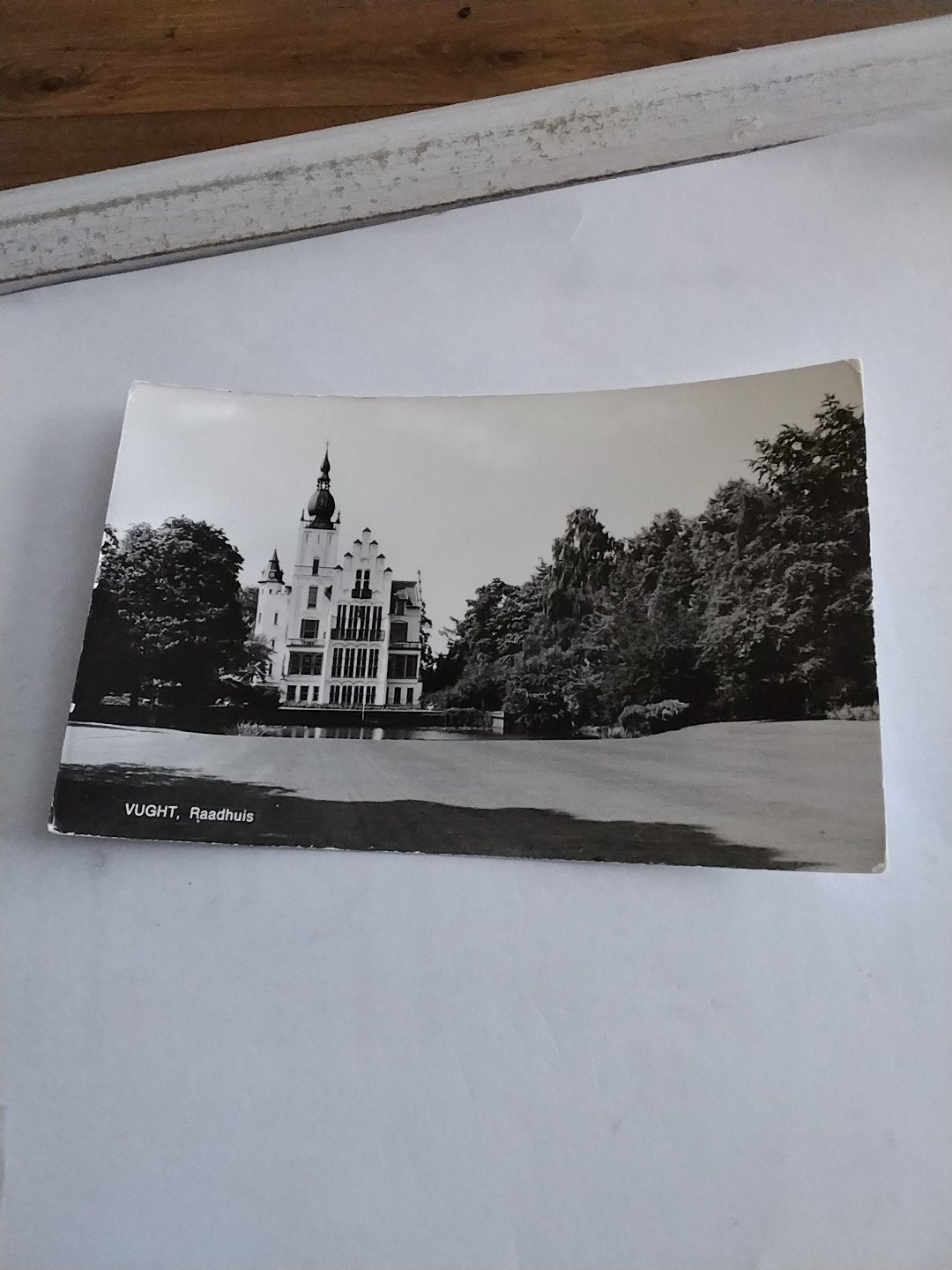 Oude Ansichtkaart Vught Raadhuis - Zwart-wit Foto, Verzamelen, Ophalen of Verzenden, Noord-Brabant