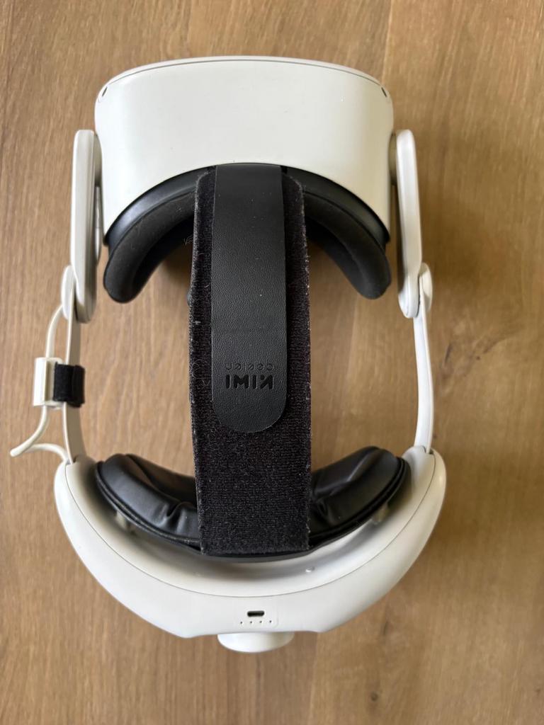 Meta Quest 2 vr bril  met 2 controllers en accessoires, Spelcomputers en Games, Virtual Reality, Ophalen of Verzenden, Gebruikt