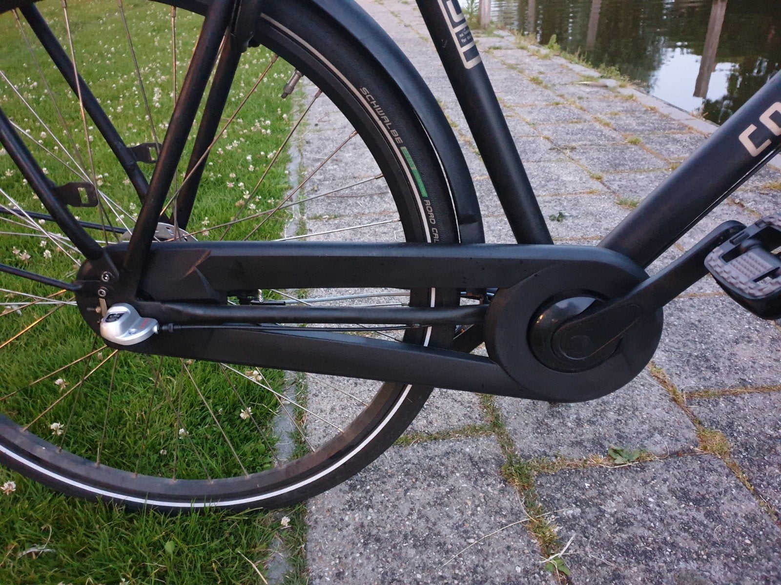 Cortina U1 28 inch H61 100%, Ophalen, Zo goed als nieuw, Overige merken
