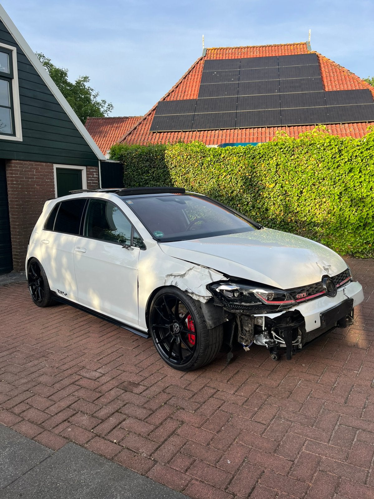 Volkswagen golf 7.5 gti TCR 2019 schadeauto schade bomvol!!, Auto diversen, Schadeauto's, Volkswagen, Automaat, Benzine, Hatchback