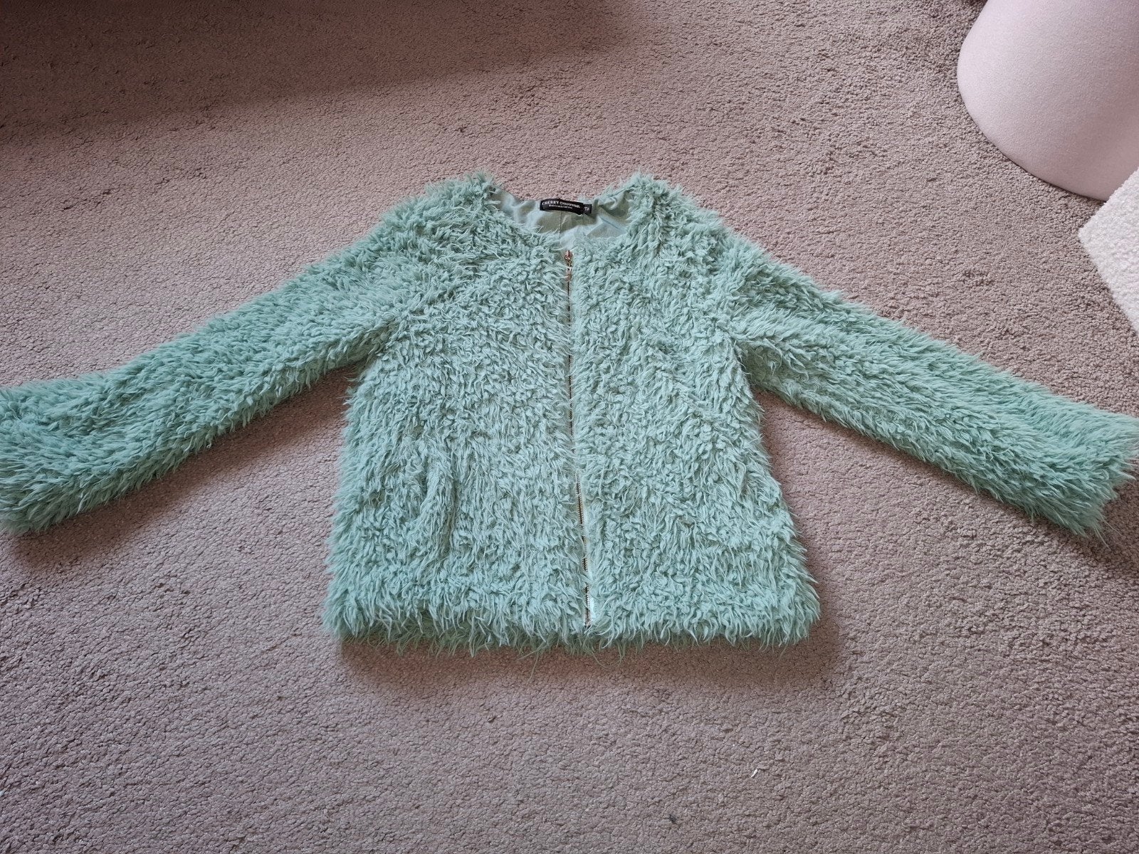 Kort fluffy jasje maat M, Ophalen of Verzenden, Zo goed als nieuw, Maat 38/40 (M), Groen