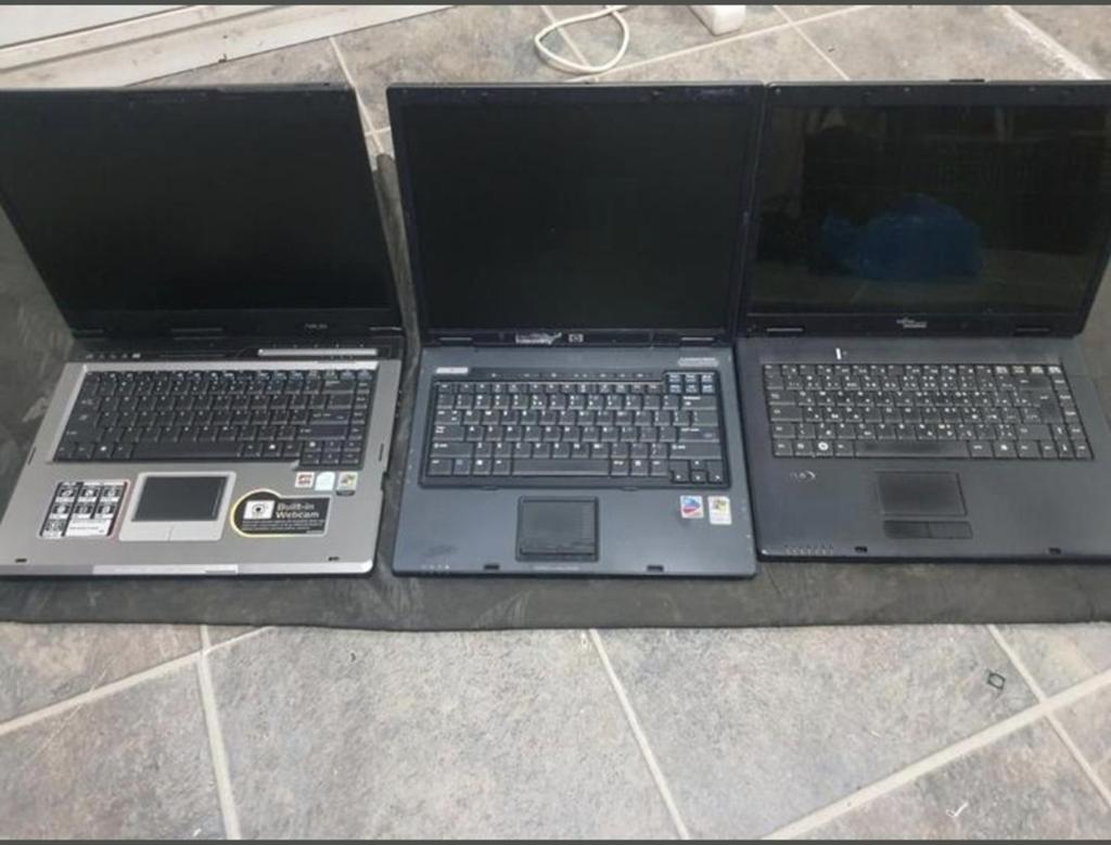 Partij oude Laptops 9 stuks alles voor 130,-, Computers en Software, Ophalen