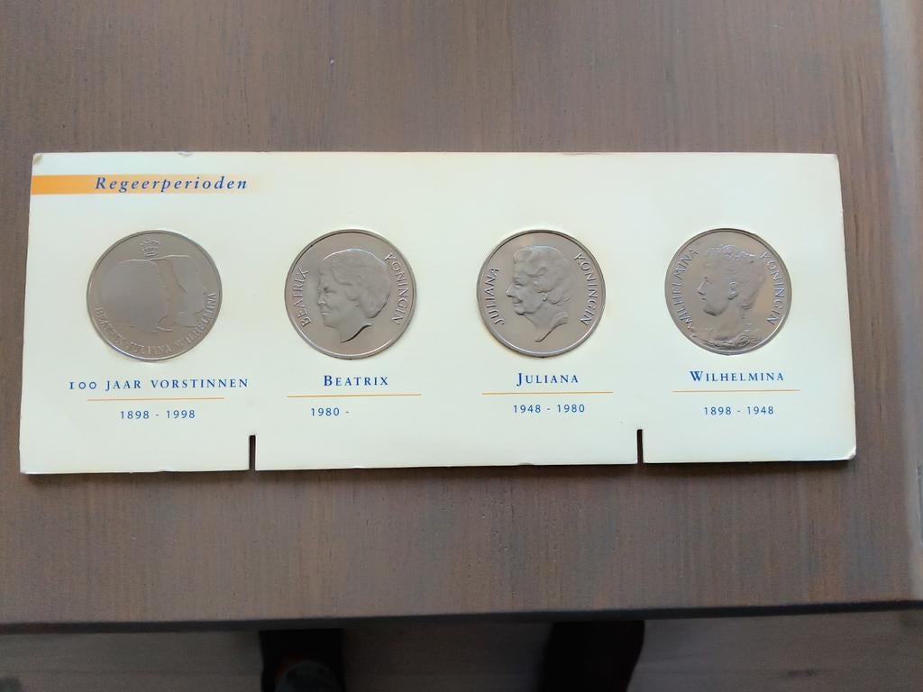 Rabobank 100 Jaar Vorstinnen Munten Set, Ophalen of Verzenden, Koningin Beatrix, Overige waardes, Setje