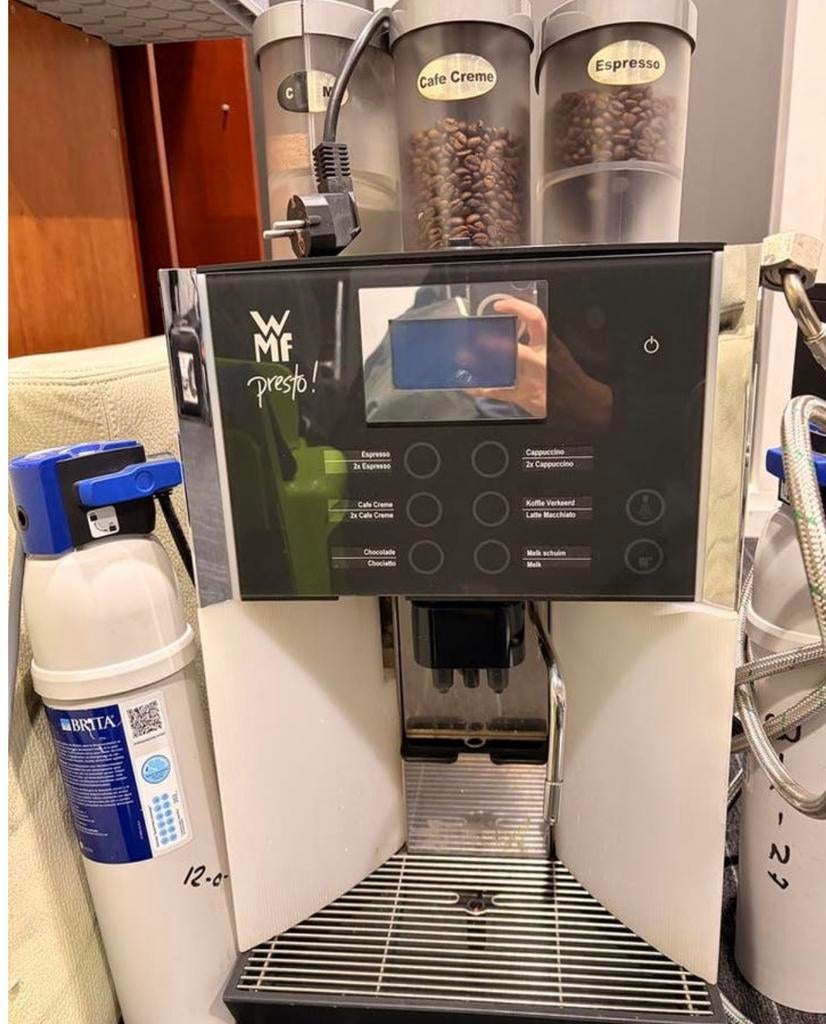 professionele koffiemachines WMF laatste, 10 kopjes of meer, Ophalen of Verzenden, Zo goed als nieuw, Koffiemachine