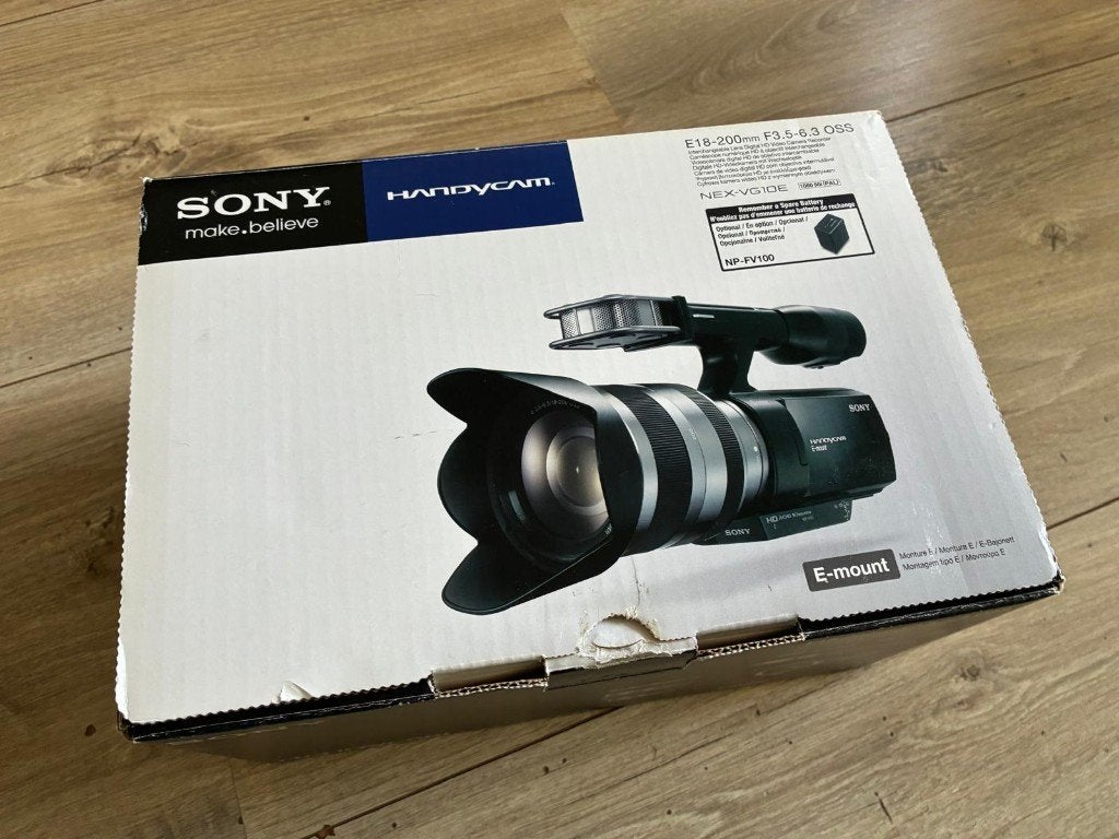 NIEUWE Sony Handycam NEX-VG10E incl. tas - ZELDZAME VONDST, 20x of meer, Nieuw, Ophalen of Verzenden, Full HD