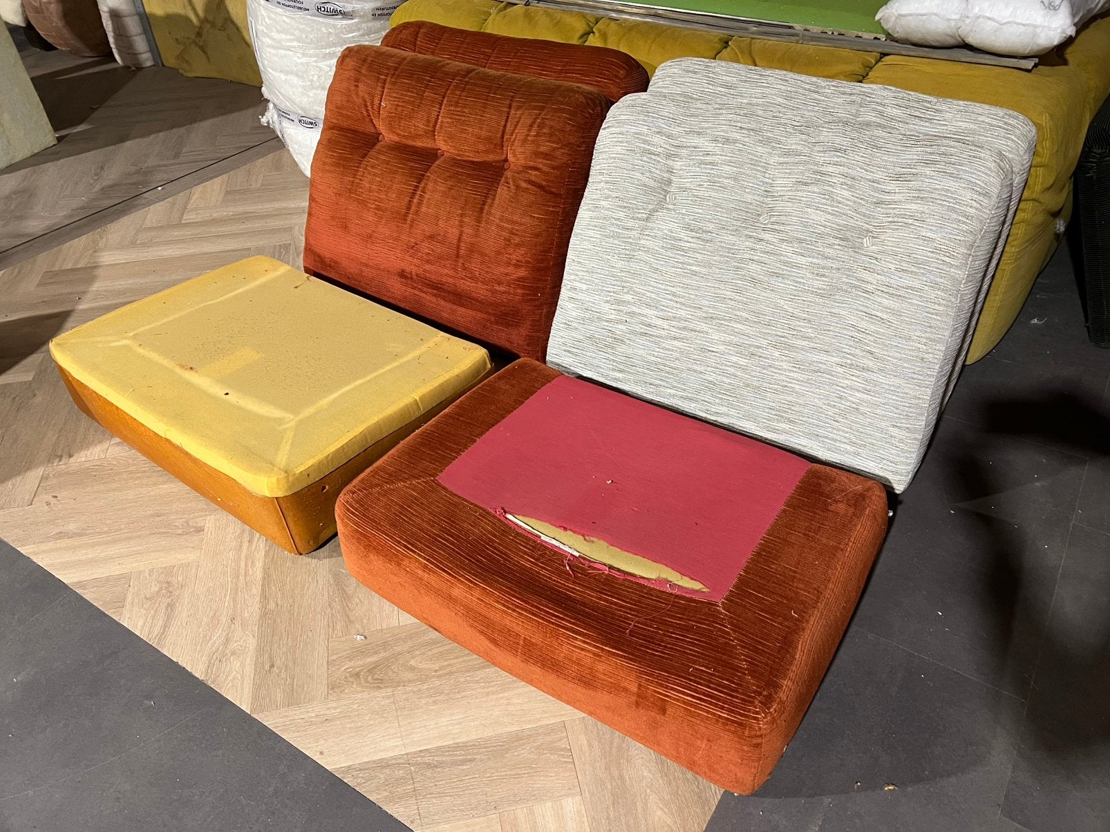 Amanta kussens 4x  + 2x zitelement. Vintage Teab, Huis en Inrichting, Ophalen, Overige materialen, Gebruikt, 50 tot 75 cm