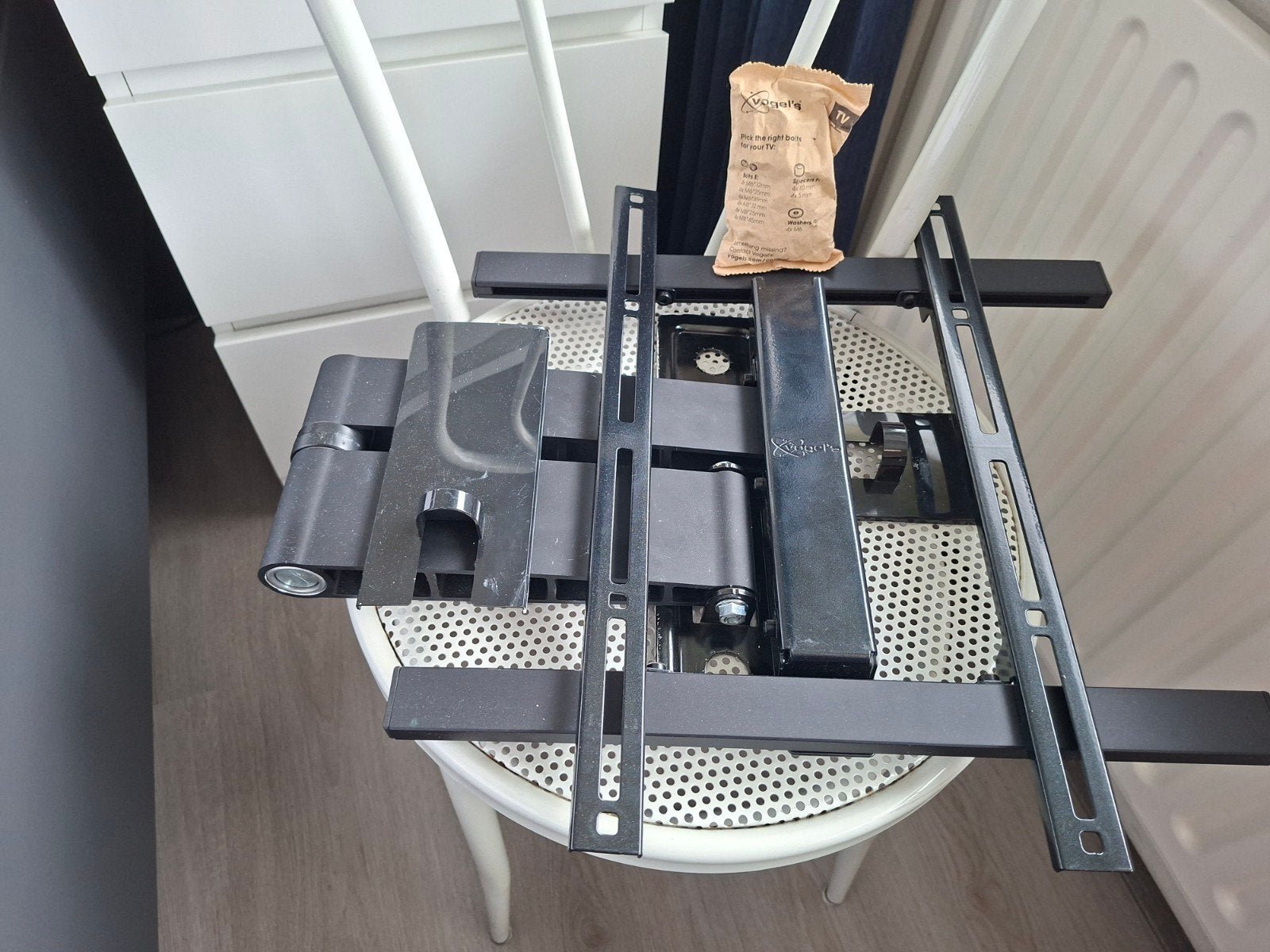 Vogel's tv steun., Ophalen, Zo goed als nieuw