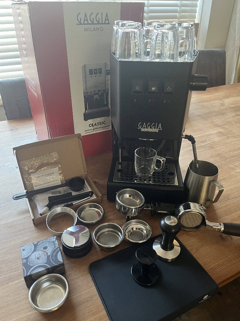 Gaggia Classic PRO 2019 complete baristaset en OPV-kit, Espresso apparaat, Gemalen koffie, Ophalen of Verzenden, Zo goed als nieuw
