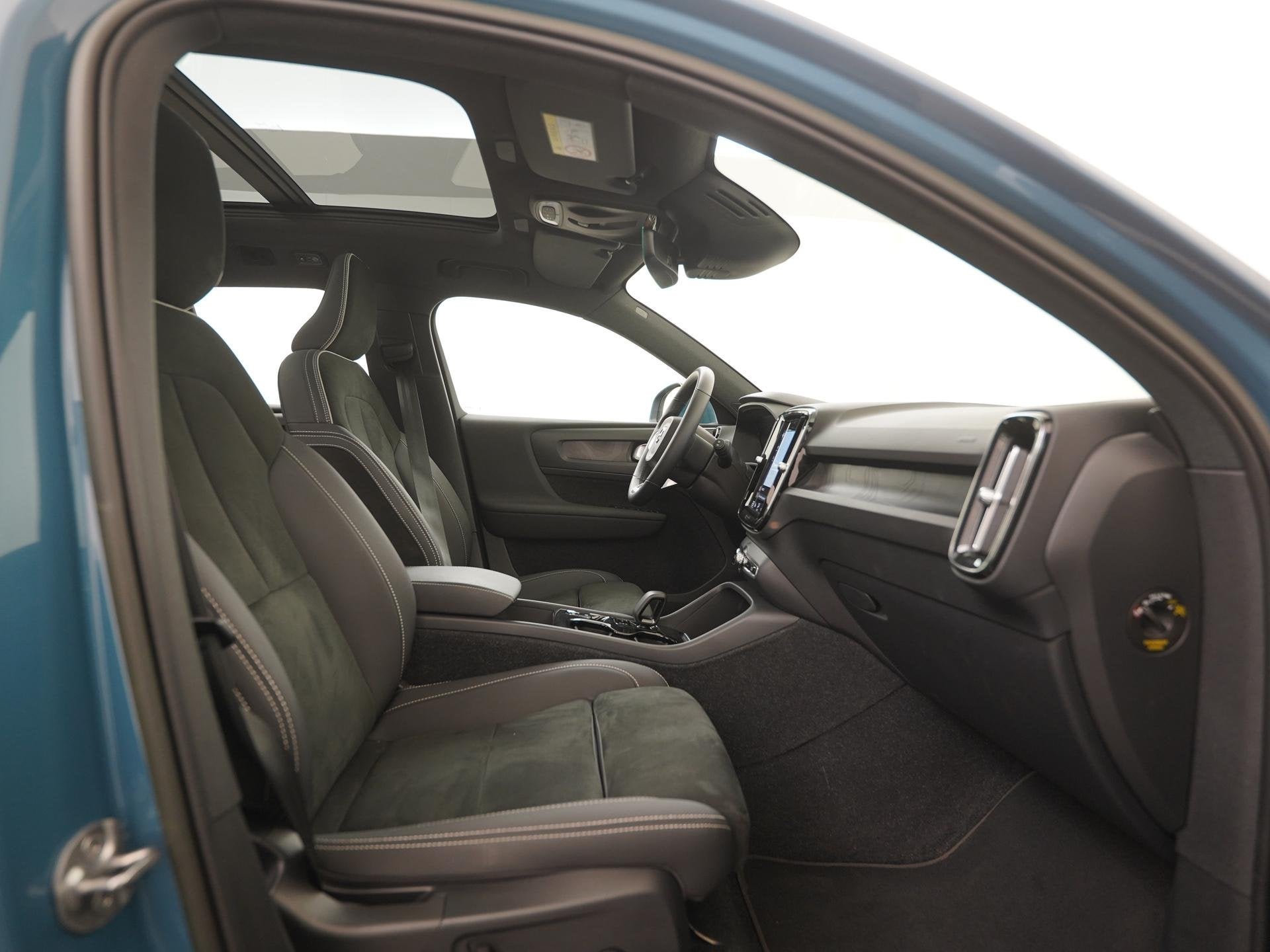Volvo XC40 1.5 T4 Plug-in hybrid Ultimate Bright | Panoramad, Auto's, Gebruikt, Euro 6, 1712 kg, Blauw