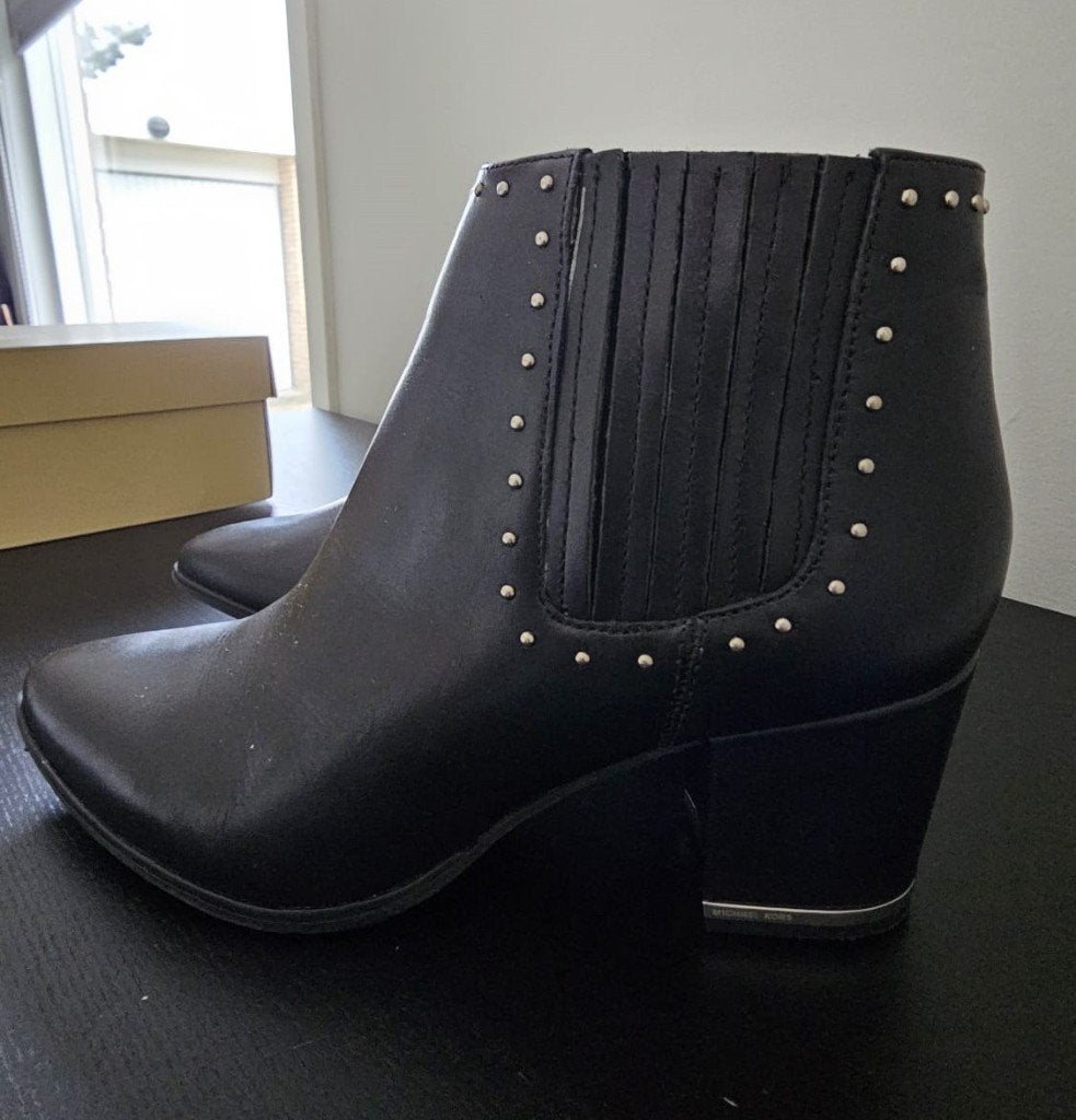 Michael Kors Gemma leren enkellaarsjes met studs, Michael Kors, Zwart, Lage of Enkellaarzen, Ophalen of Verzenden