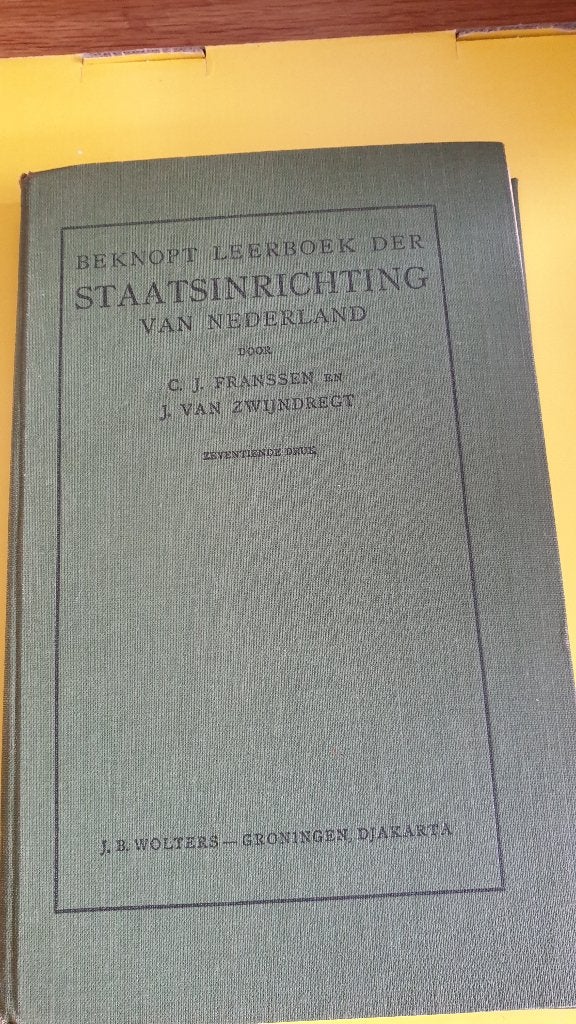 0548 beknopt leerboek der staatsinrichting uit 1954, Verzenden, Gelezen, Management