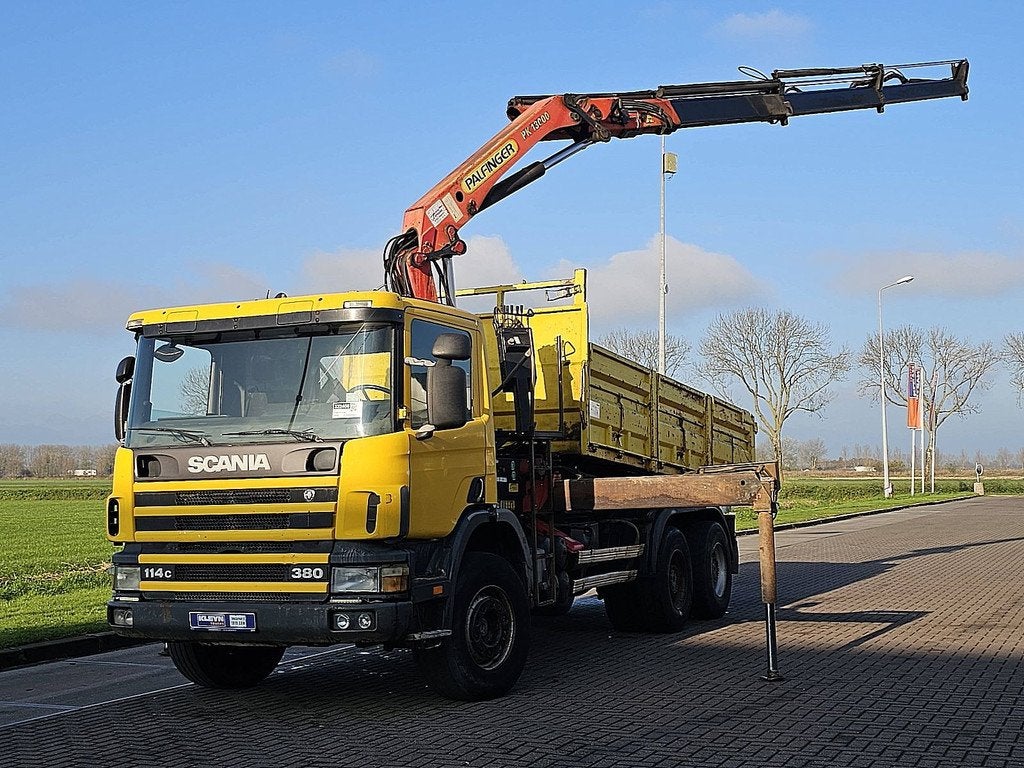 SCANIA P114.380 6x4 palfinger, Auto's, Vrachtwagens, Euro 2, Geel, Bedrijf, 379 pk