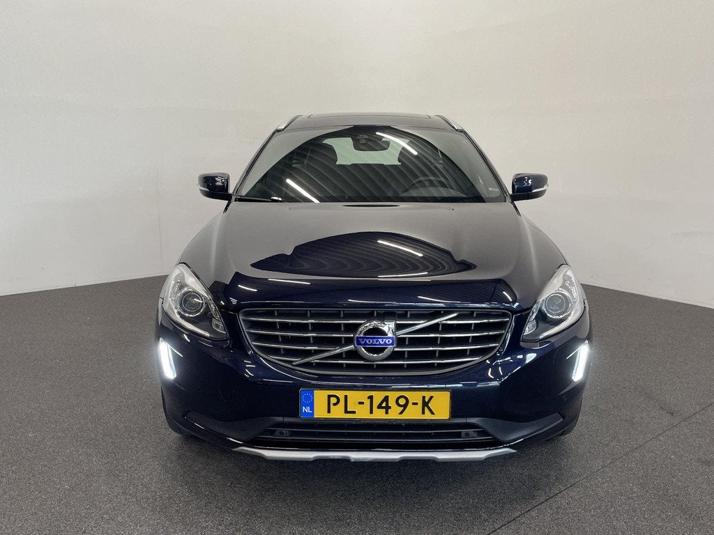 Volvo XC60 2.0 T5 FWD Polar+ Automaat Panoramadak Trekhaak N, 15 km/l, Gebruikt, 4 cilinders, 1969 cc