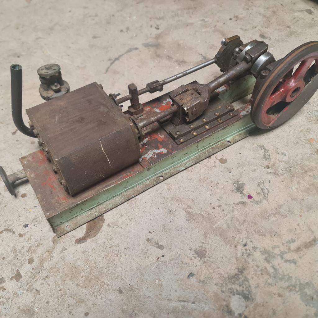 Oude duitse stoommachine, Ophalen