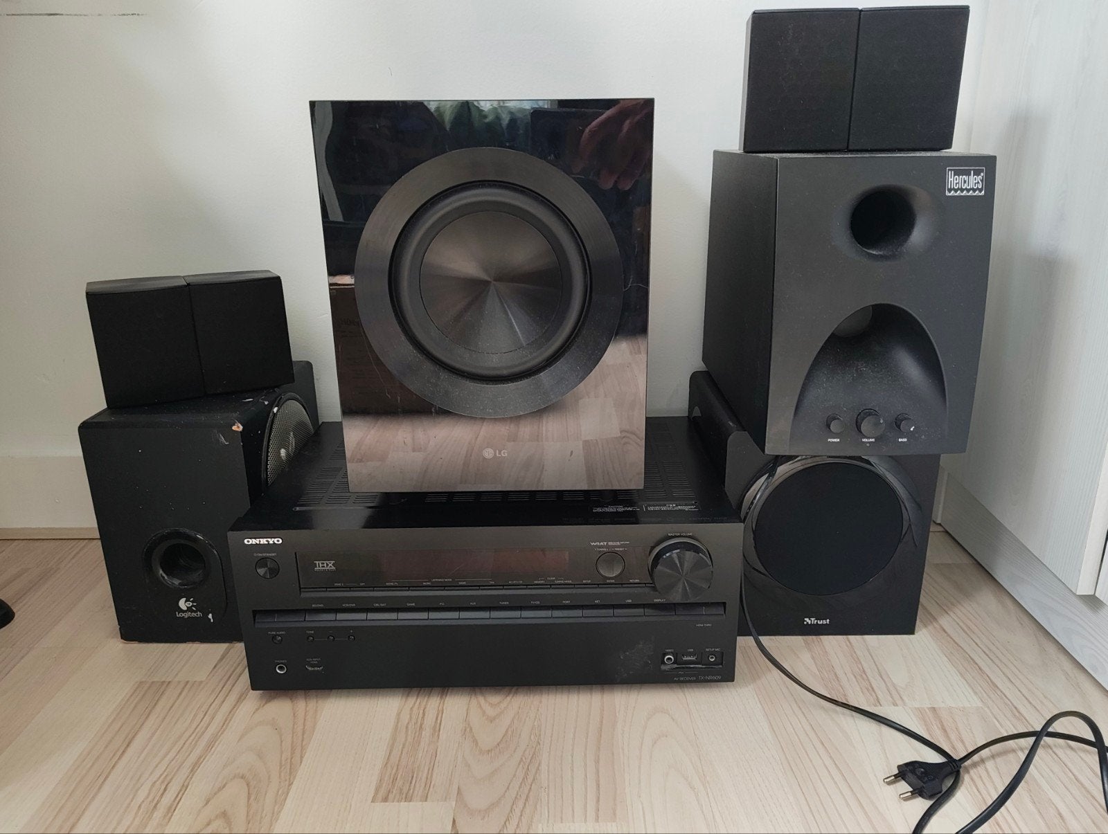 reciever, speakers en subwoofers, 7.1-systeem, Gebruikt, 70 watt of meer, Overige spelers