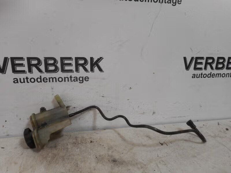 STUURBEKRACHTIGING OLIERESERVOIR Ford Fiesta 5 (JD / JH), Auto-onderdelen, Gebruikt, Ophalen of Verzenden, Henry-Ford-Straße 1 50735 Köln, DE