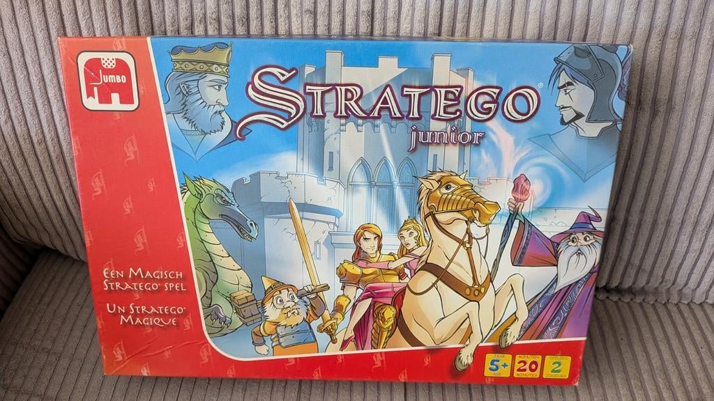 Stratego Junior & Monopoly Junior - 2 spellen voor kinderen, Hobby en Vrije tijd, Gezelschapsspellen | Bordspellen, Een of twee spelers