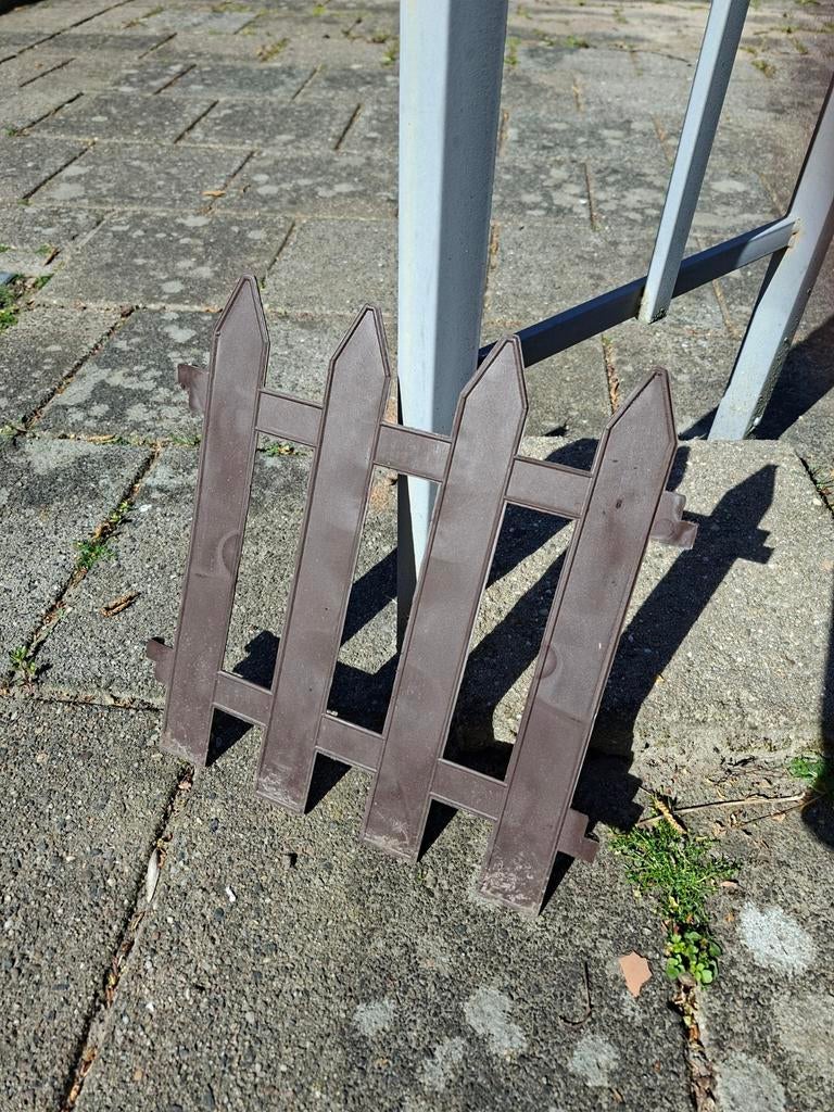 Kunststof hekjes 50 stuks, Tuin en Terras, Tuinhekken en Hekwerk, Ophalen, Gebruikt, Kunststof, Overige typen