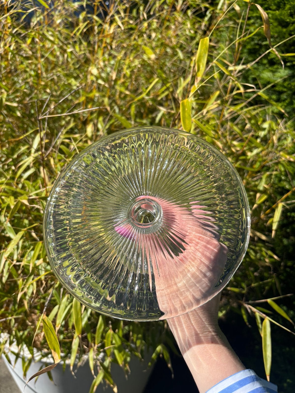 Klein taartplateau bewerkt glas,vintage, Ophalen of Verzenden