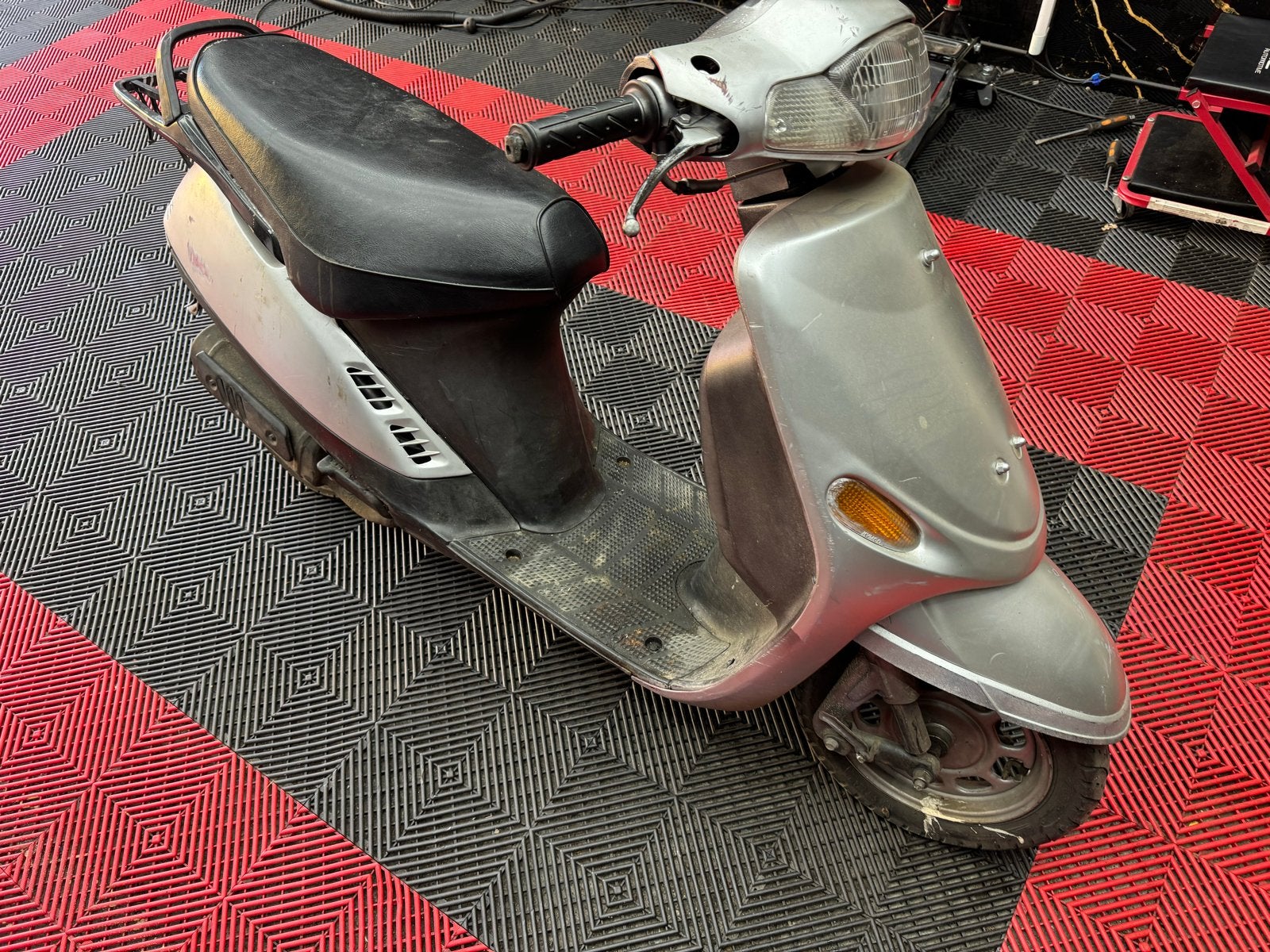 DJ Kymco 2-takt scooter voor onderdelen (compleet), Ophalen of Verzenden, Zo goed als nieuw