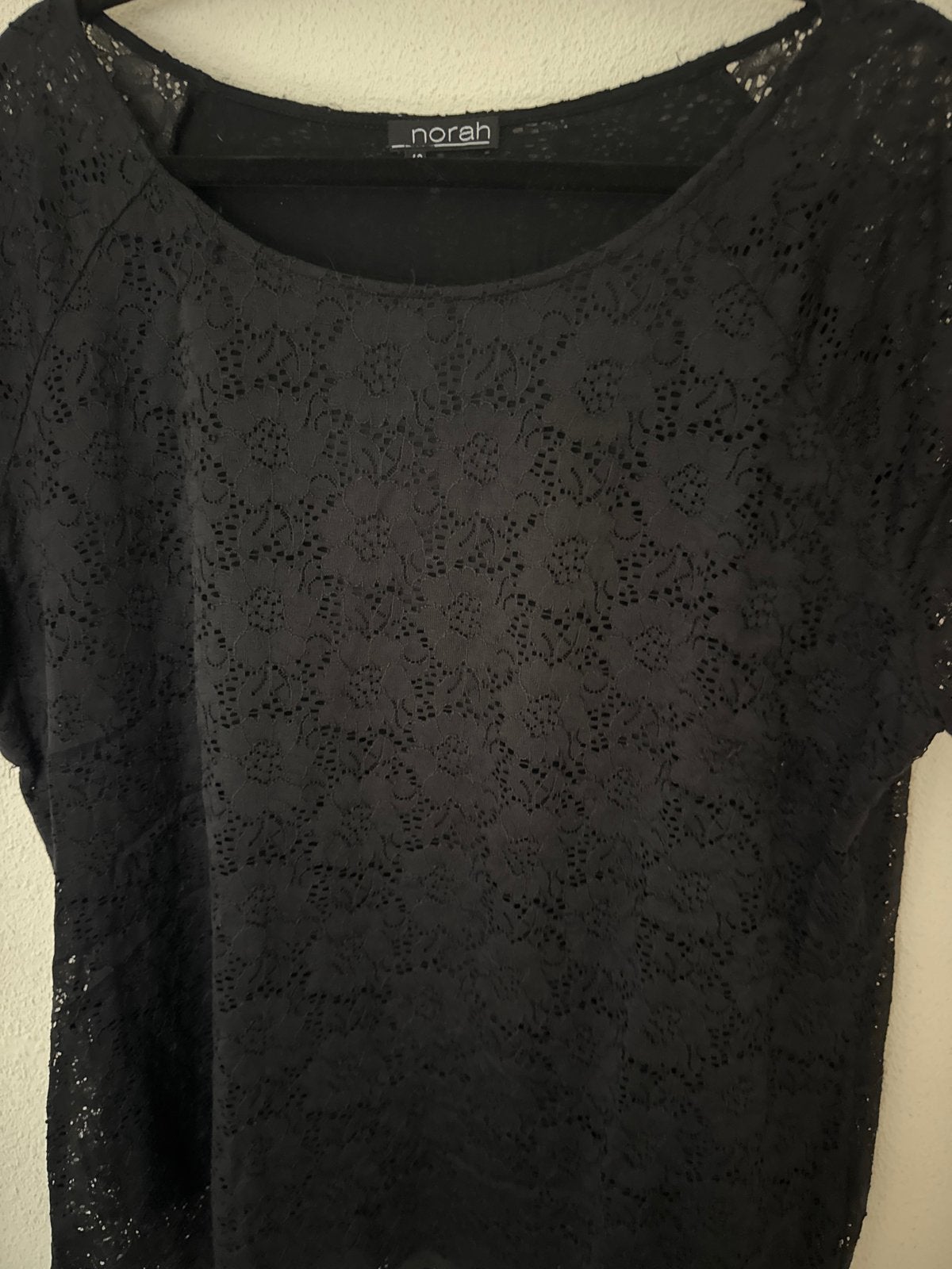 Zwart kanten topje Norah maat 48, Zwart, Maat 46/48 (XL) of groter, Ophalen of Verzenden, Zo goed als nieuw