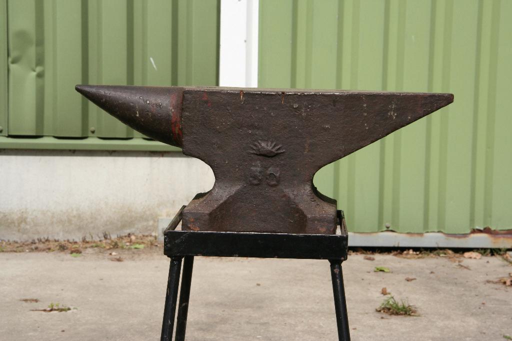 Aambeeld 50 kg, Ophalen, Gebruikt