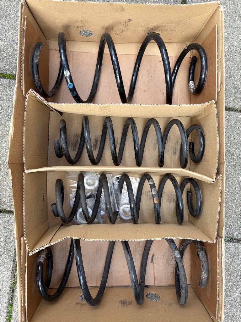 VW Polo 6R 2013 – complete set originele veren, Ophalen, Gebruikt, Volkswagen