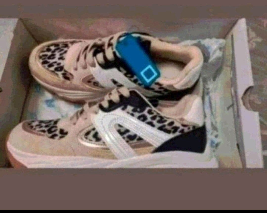 Dames sneakers met luipaardprint  39 nieuw, Ophalen of Verzenden, Nieuw, Zwart, Sneakers of Gympen