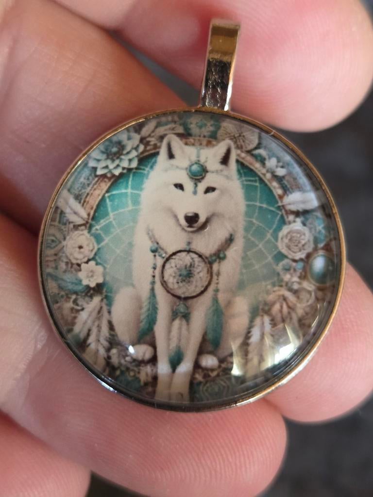 Glazen hanger met witte wolf en dromenvanger, Overige kleuren, Glas of Kristal, Nieuw, Ophalen of Verzenden