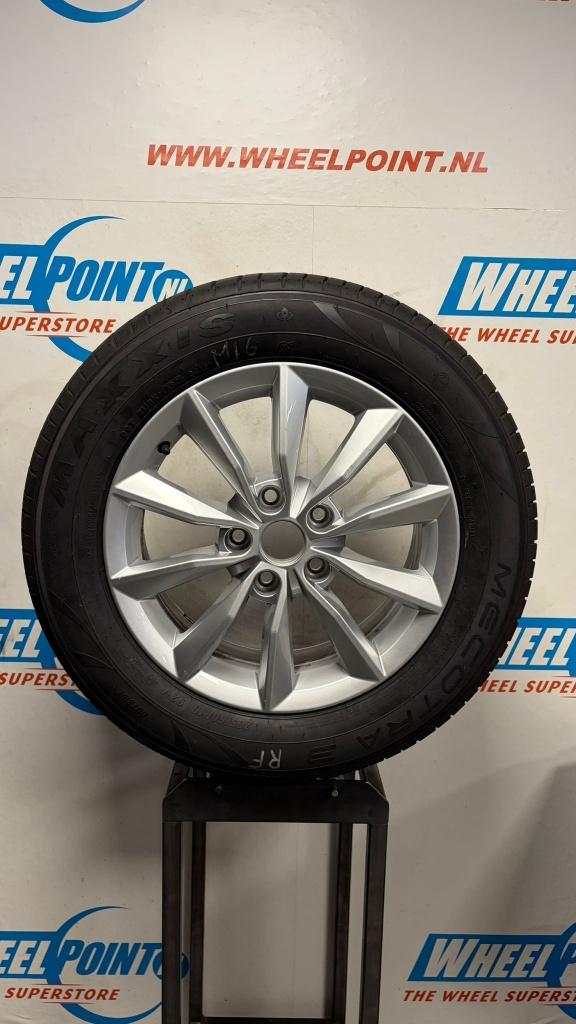 16'' Originele Skoda Octavia velgen 5x112 zomerbanden, Auto-onderdelen, Banden en Velgen, Gebruikt, 16 inch, Banden en Velgen