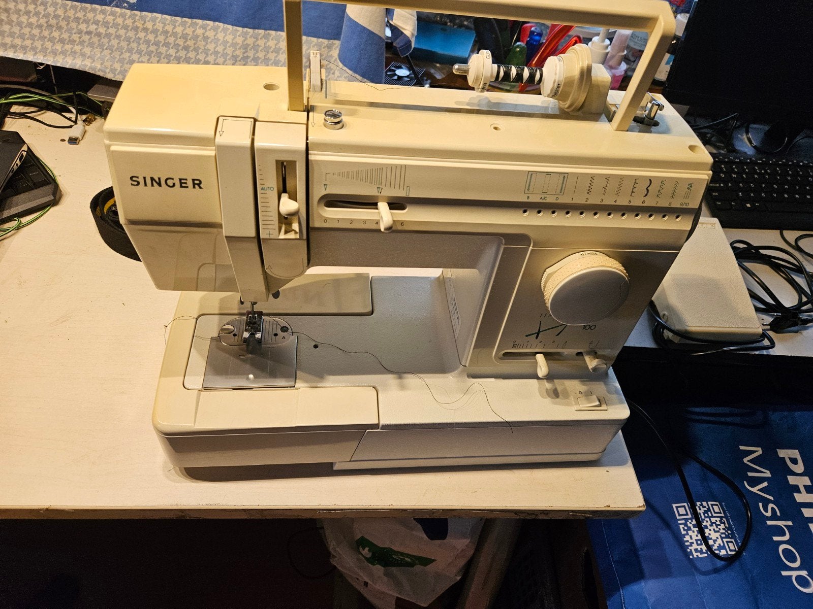 Singer Harmonie 100 (Model 9130)  Naaimachine, Hobby en Vrije tijd, Naaimachines en Toebehoren, Ophalen of Verzenden, Gebruikt