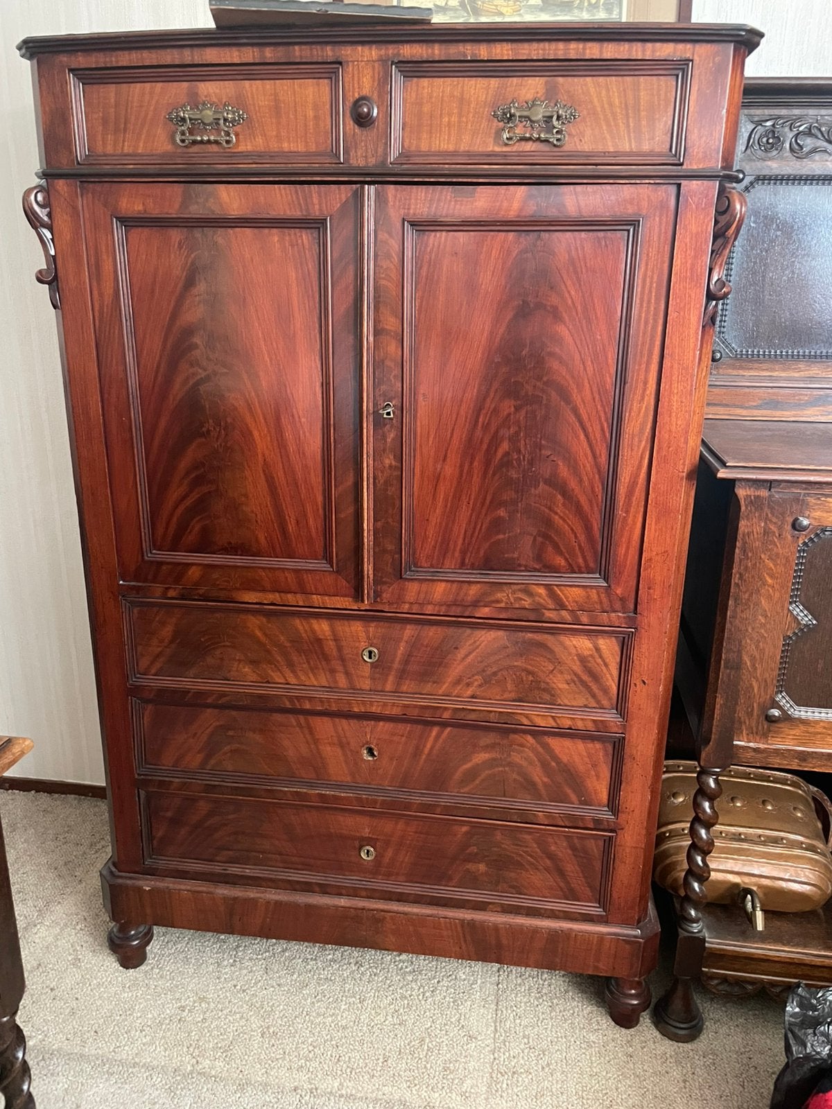 Antiek Mahonie Kabinet / Linnenkast (19e Eeuw) – Biedermeier, Ophalen