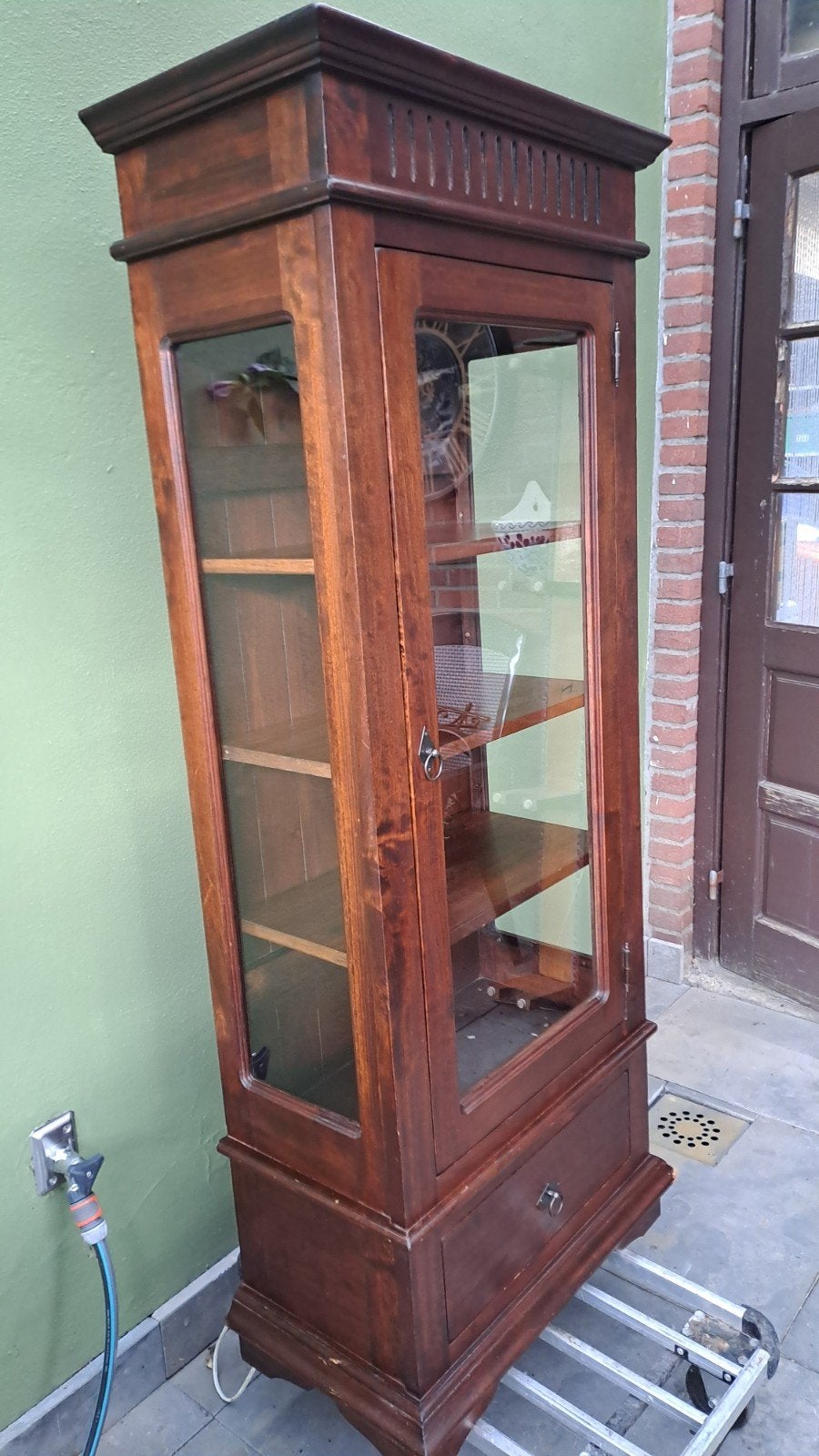 Koloniale Vitrinekast met Lade en Glazen Deur, Ophalen, Gebruikt, Met deur(en), Glas