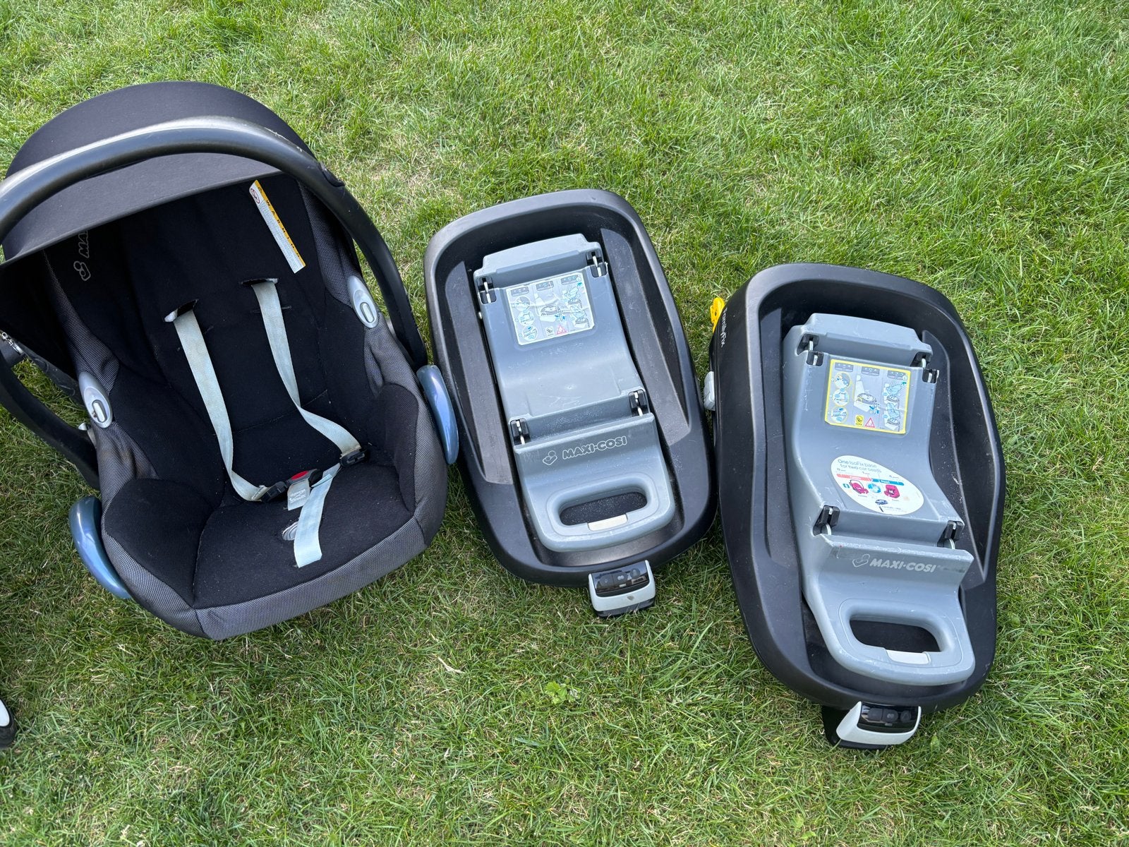 Maxi-Cosi met 2 FamilyFix Isofix bases, Ophalen, Gebruikt, Isofix, 0 t/m 13 kg