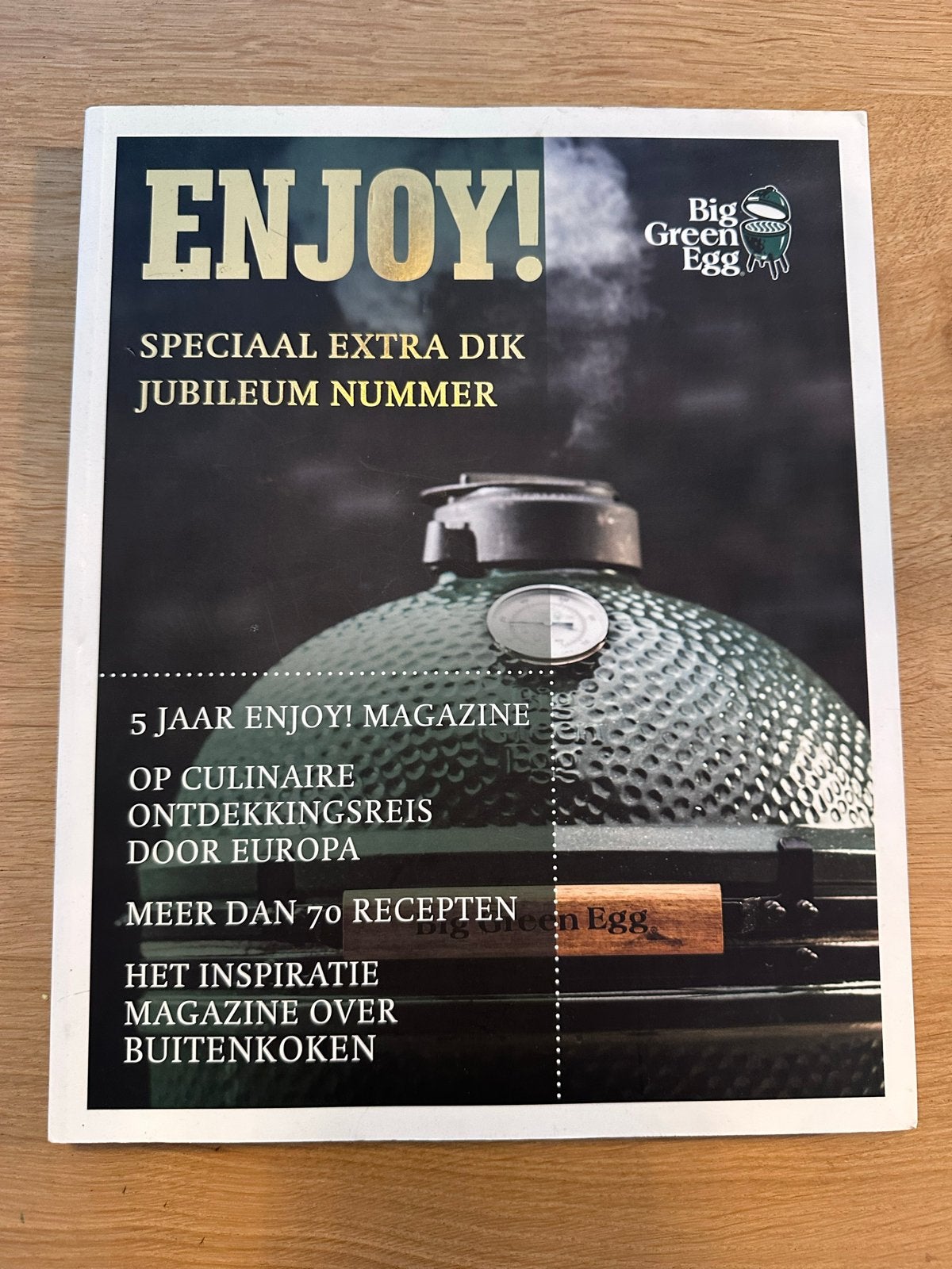 Enjoy! Big Green Egg Jubileum Nummer - Buitenkoken, Ophalen of Verzenden, Zo goed als nieuw, Overige typen