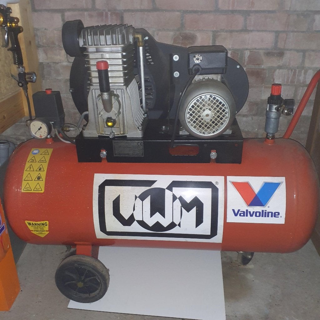 compressor 100liter 230volt UWM, Ophalen, Gebruikt, 200 tot 400 liter/min, Mobiel