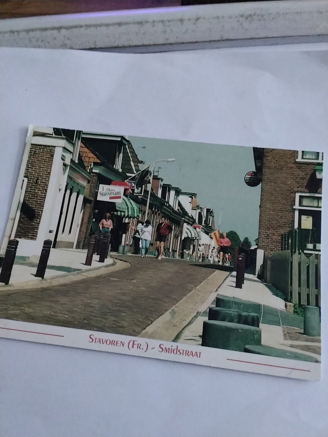 Oude ansichtkaart Stavoren (Fr.) - Smidstraat, Ophalen of Verzenden, 1980 tot heden, Gelopen, Friesland