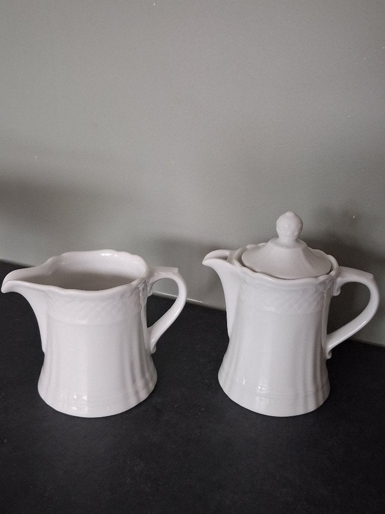 Porselein melkkannetje met deksel en melk kannetje wit, Overige typen, Nieuw, Ophalen of Verzenden, Overige stijlen