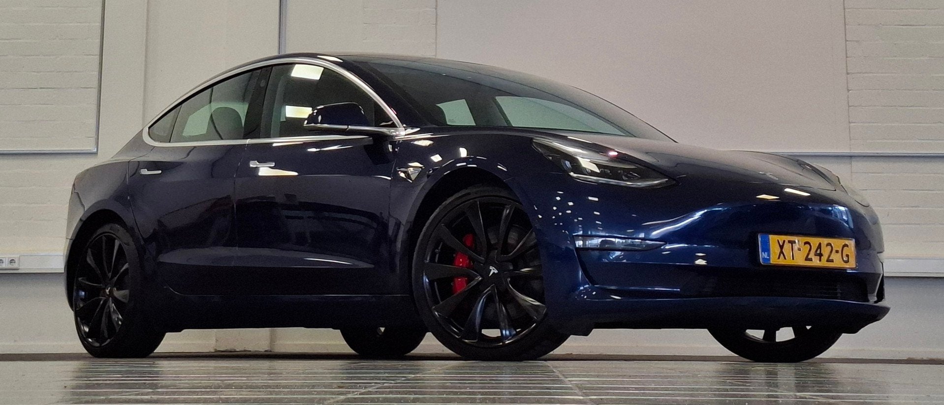 Tesla Model 3 Performance AWD 75 kWh 463PK SOH 83,9% Garanti, Auto's, Automaat, Blauw, 463 pk, 1249 min