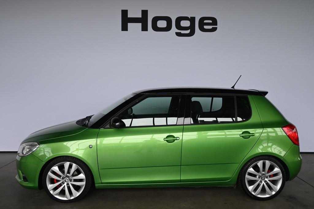Skoda Fabia 1.4 TSI RS 180PK! Automaat Clima Carplay Cruise, Euro 5, Stof, Gebruikt, 4 cilinders