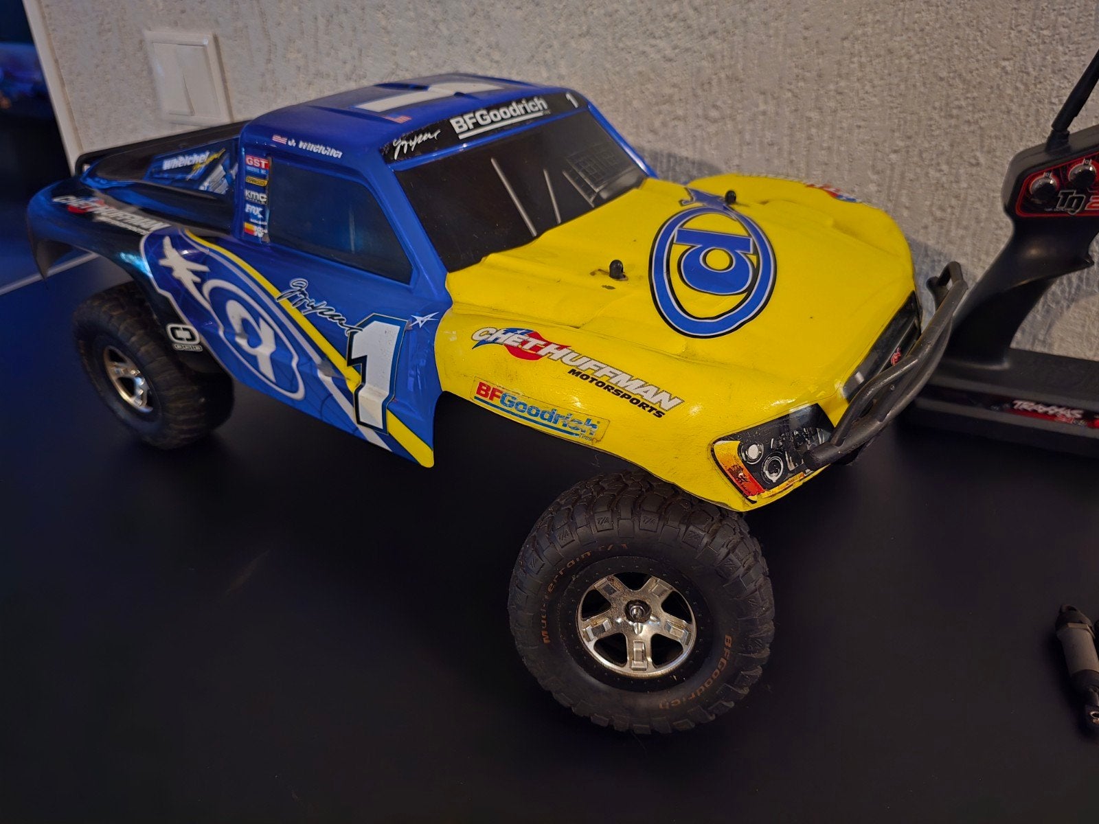 Traxxas Slash 2WD 1/10 – brushed – goede staat, Hobby en Vrije tijd, Modelbouw | Radiografisch | Auto's, Ophalen of Verzenden