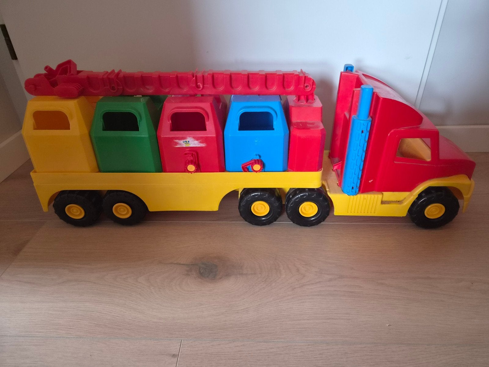 XXL container vrachtwagen, Ophalen
