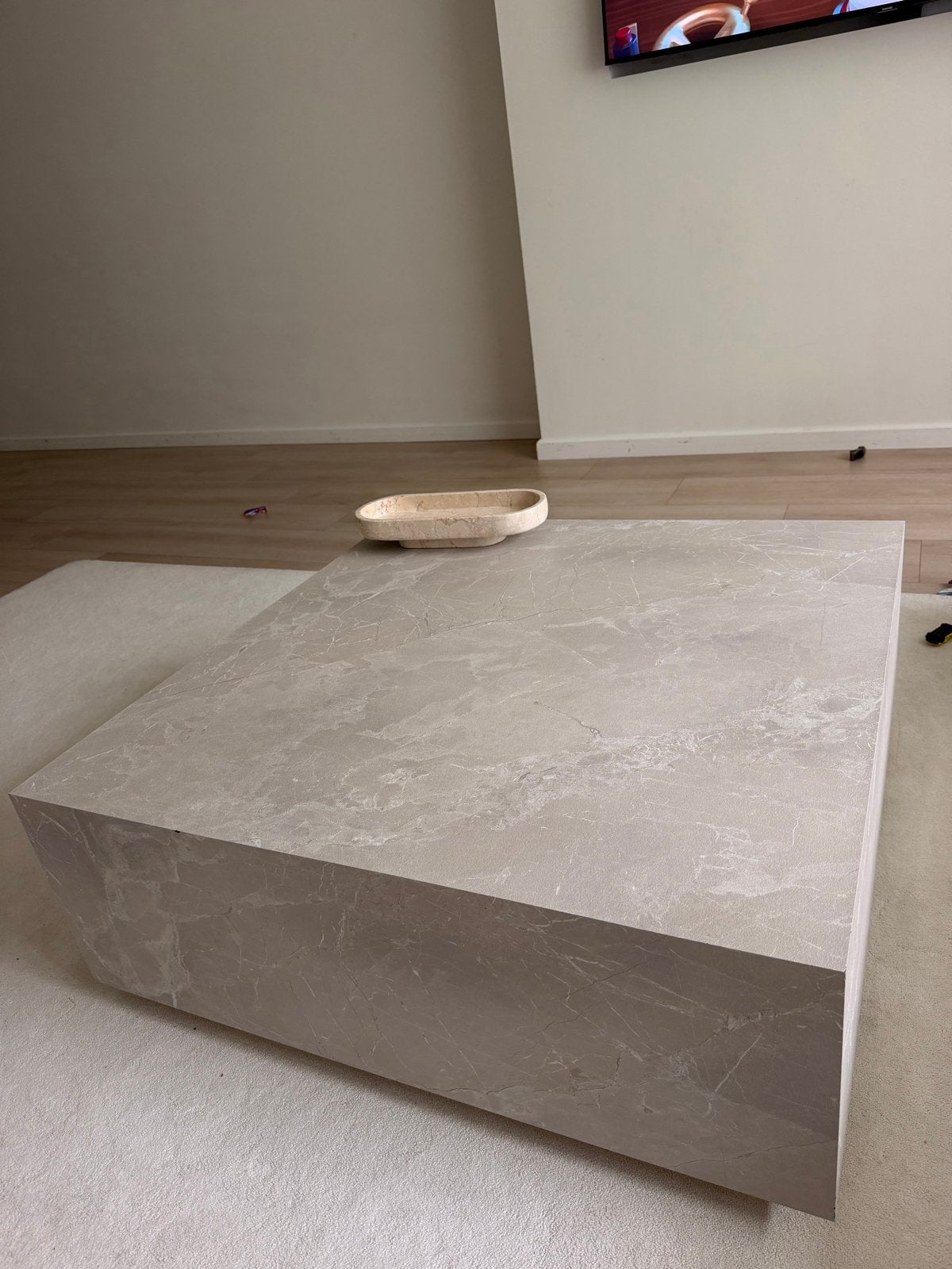 Westwing Lesley Salontafel - Marmerlook travertijn, Ophalen, Overige materialen, 100 tot 150 cm, Vierkant