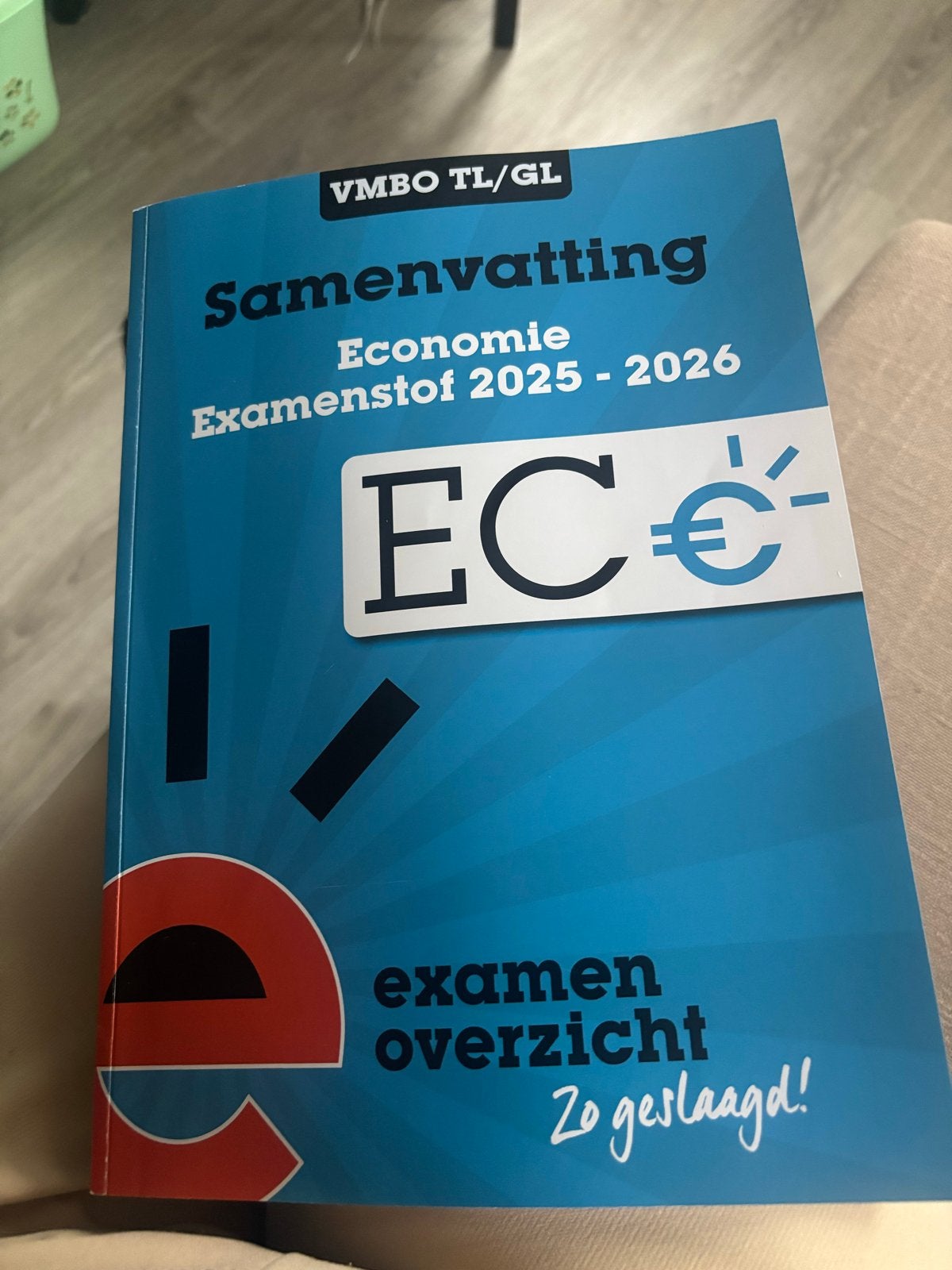 Oefenboeken examen mavo wiskunde en economie, Ophalen of Verzenden, Zo goed als nieuw, VMBO, Economie