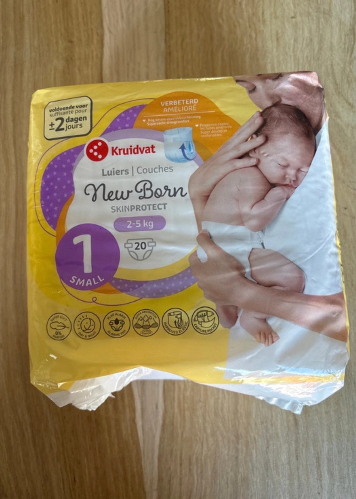 Kruidvat New Born luiers maat 1 (20 stuks + 4 losse), Ophalen, Nieuw